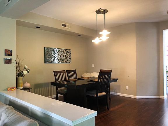 3rd image of 433 Camille Cir Unit 11