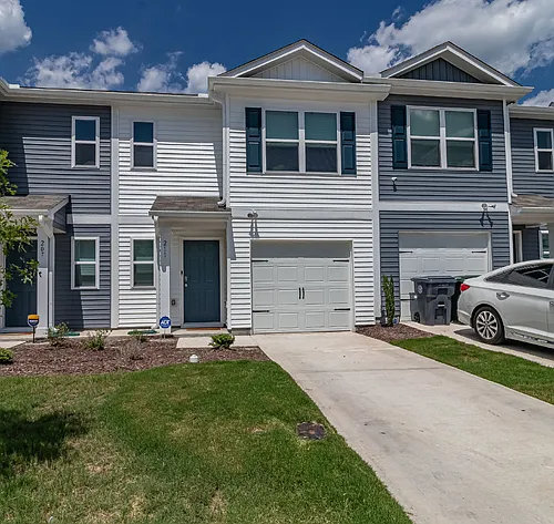 211 Seymour Village Dr Photo 1