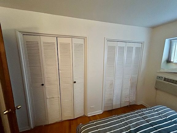 5th image of 3138 W Carmen Ave APT 1B