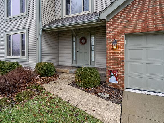 3rd image of 13613 Sudbury Dr