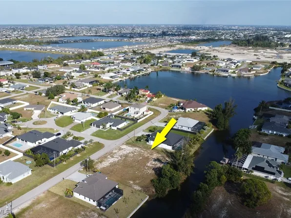 1420 NW 2nd Ter, Cape Coral, FL 33993
