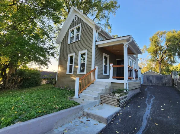 62 Seneca St, Elgin, IL 60120