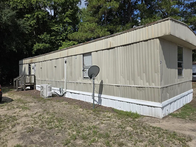 4502 E Old Marion Hwy #20 — Photo 1