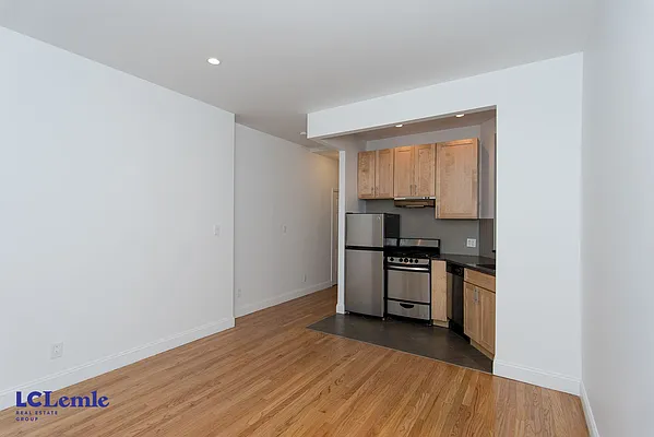 Rented by LC Lemle Real Estate Group | media 23