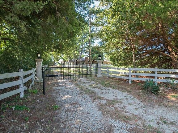 3rd image of 890 Vz County Road 3607