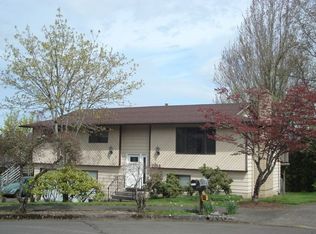 2136 SE Elliott Pl, Gresham, OR 97080