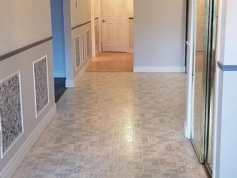 33 Elora Dr — Photo 3