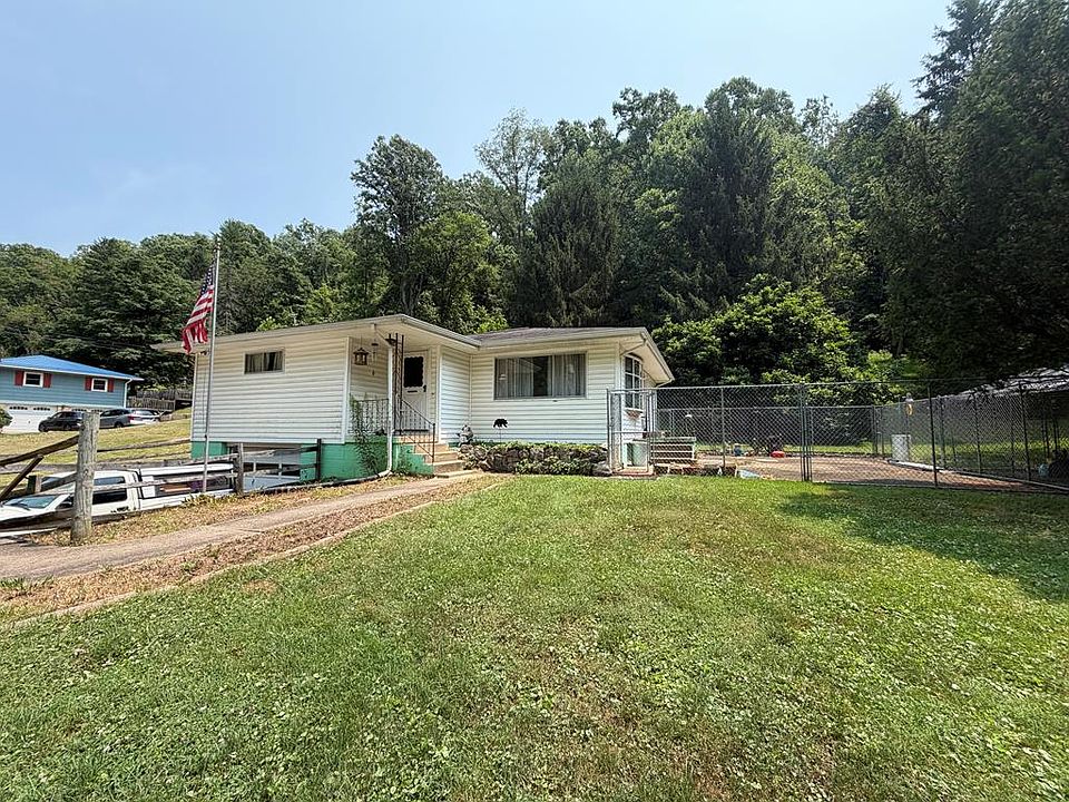 1st image of 208 GC&P Road