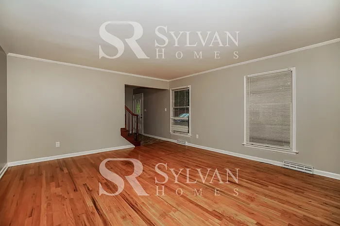 6468 Johnanne St — Photo 9