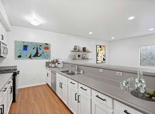 3 Bedroom 2 Bathroom Apartment, Van Nuys, CA 91406