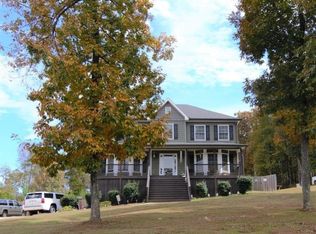 19 Cherokee Hills Dr, Rydal, GA 30171