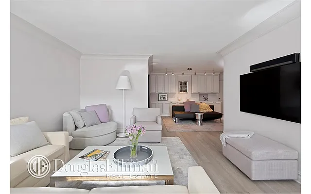 Sold by Douglas Elliman | media 16