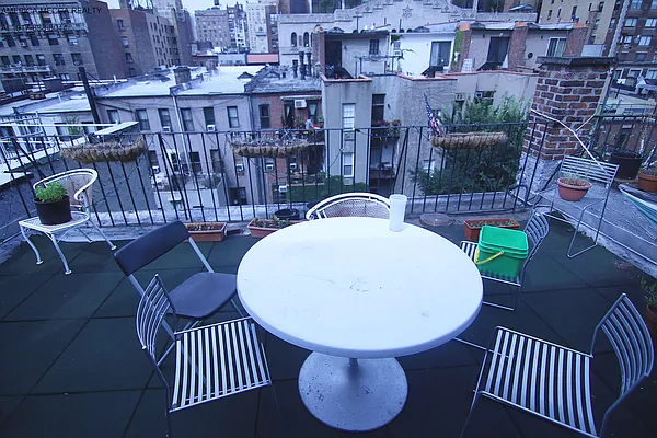 Rented by America Mecca Realty LLC | media 33