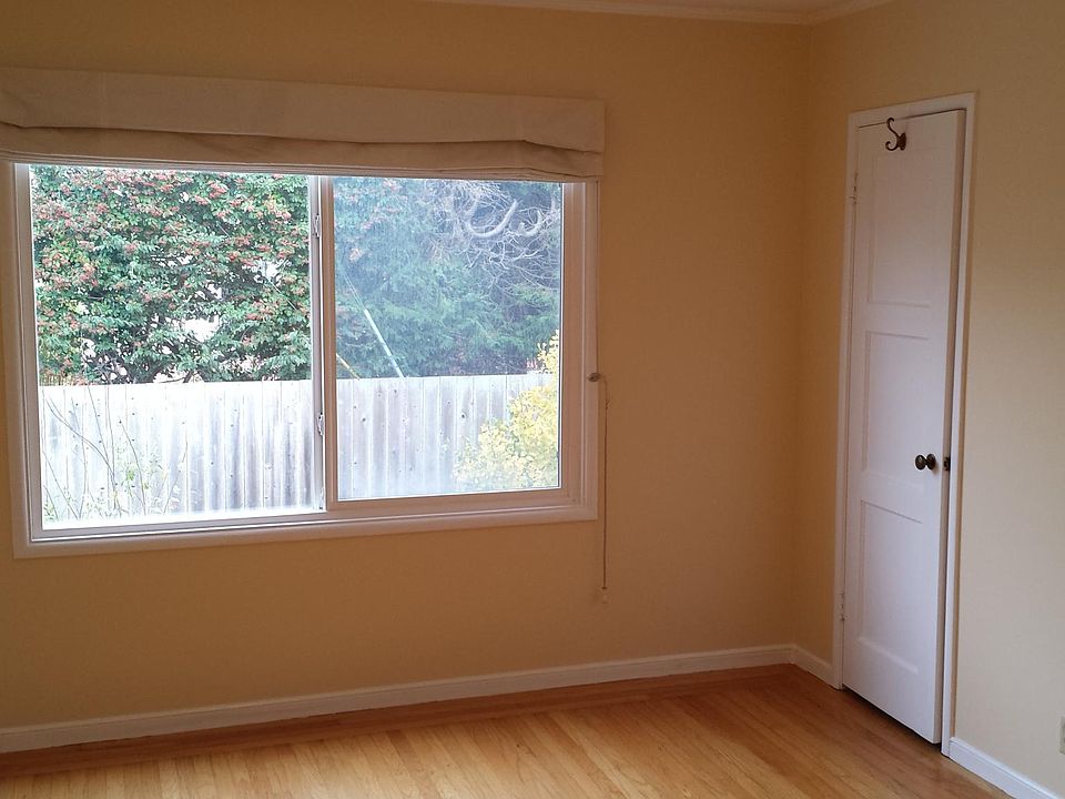 2nd image of 40 Belmont Dr