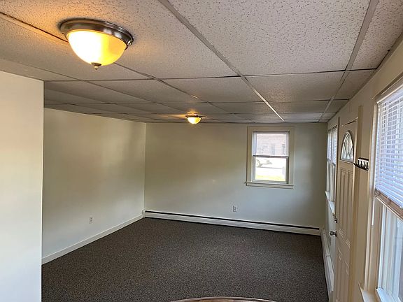 4th image of 3 Bunker St #1