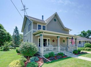 506 Browns Ct, Lake Mills, WI 53551