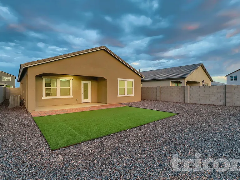 5882 N 195th Dr — Photo 12