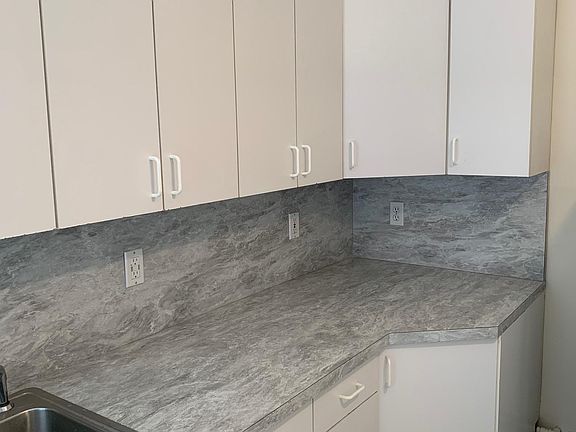 2nd image of 23 Kendall Ave