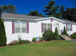 28 Georges Loop, Raynham, MA 02767