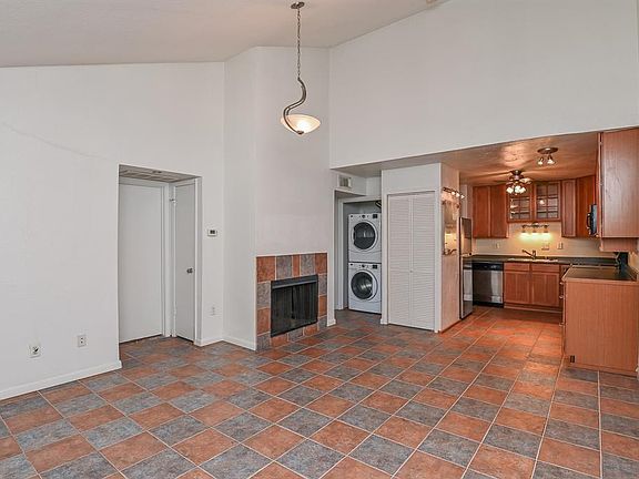 3rd image of 1880 White Oak Dr APT 138
