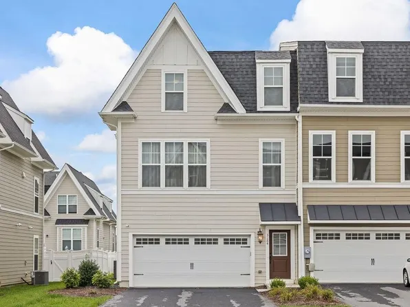 3184 Marion Sq, Rockingham, VA 22801