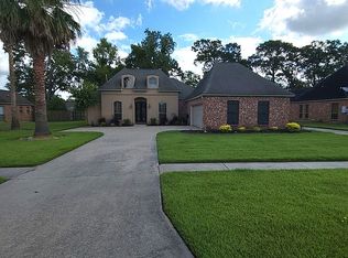 3208 River Landing Dr, Addis, LA 70710