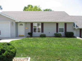402-404 N Charles #2 S, Maryville, MO 64468