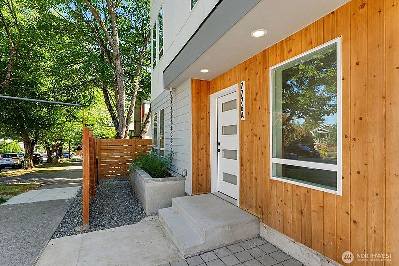3rd image of 7776 Highland Park Way SW #A