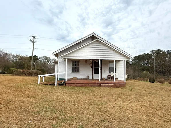 303 Stewart Rd, Walhalla, SC 29691