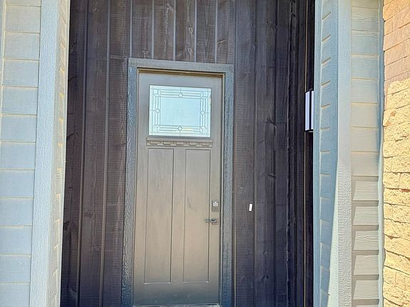 2nd image of 15532 Greenhouse Way