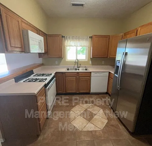429 Tome Hill Ave SE — Photo 8