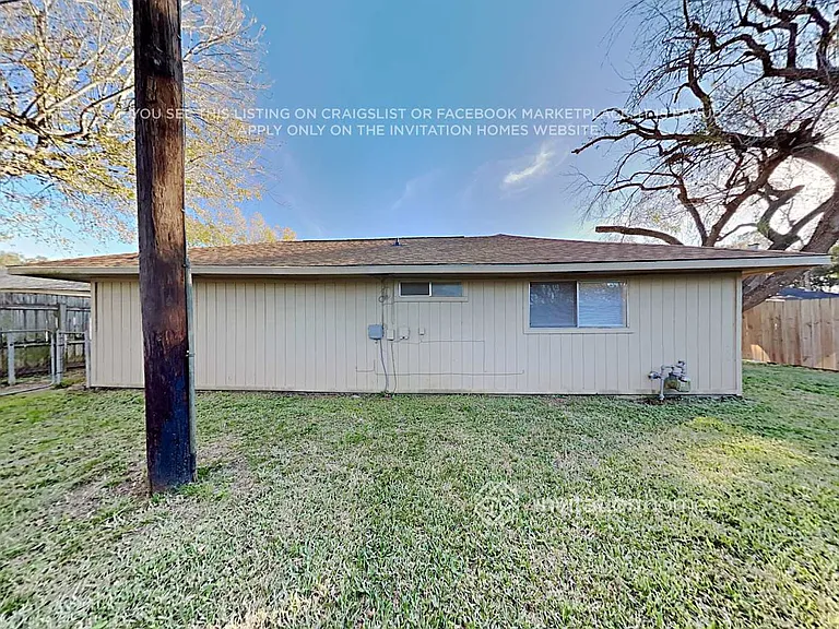 15834 Fox Springs Dr — Photo 17