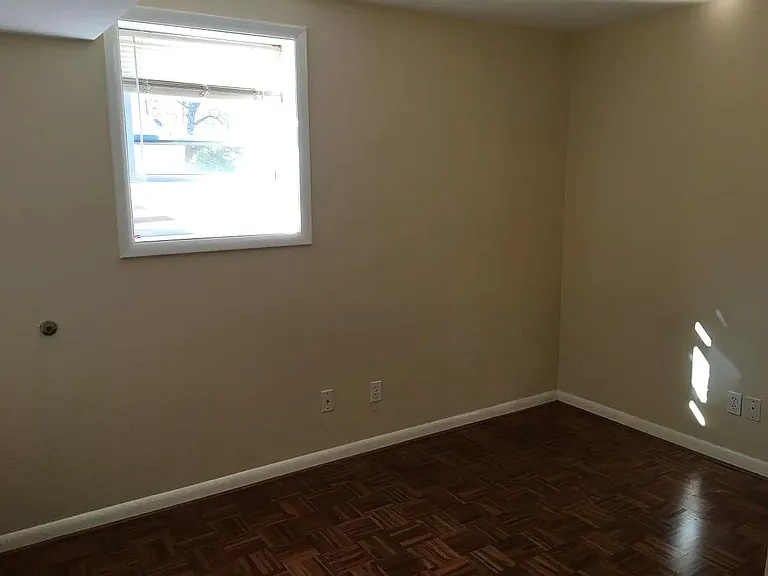 2712 Calgary Ave — Photo 17