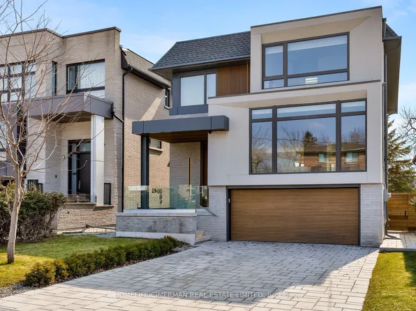 21 Farrell Ave, Toronto, ON M2R 1C7