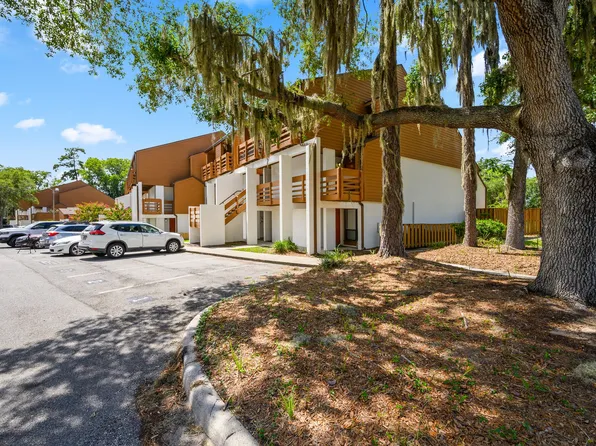 1610 SW 16th St, Gainesville, FL 32608