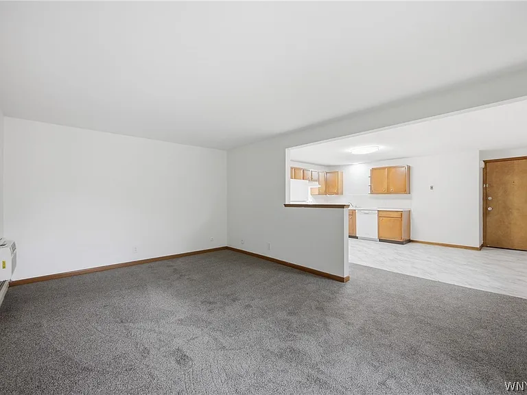 2500 Sheridan Dr #16 — Photo 6