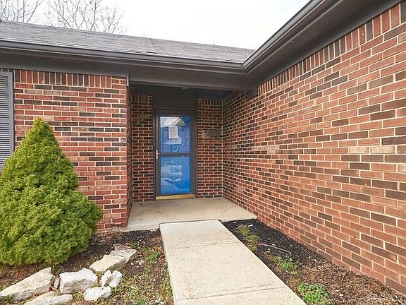 2nd image of 7432 Pebblebrooke West Dr