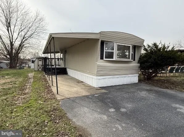 44 Aspen Ln, Carlisle, PA 17015