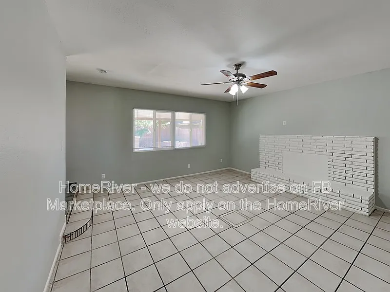 4 bed, 2.0 bath, 1556 sqft, $2,280 — Photo 3