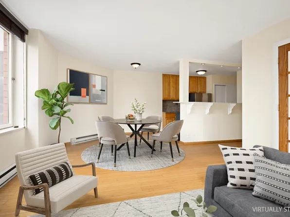 1641 Third Avenue image 2 of 11