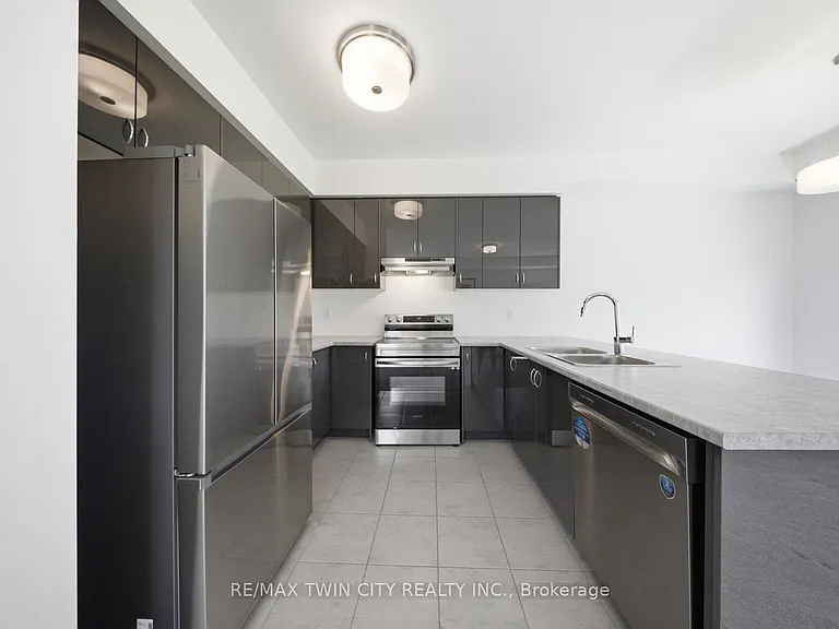26 Copeman Ave — Photo 7