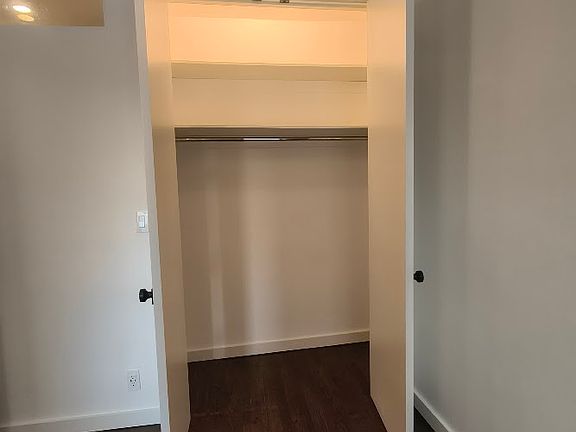 5th image of 1626 3rd Ave APT 4B
