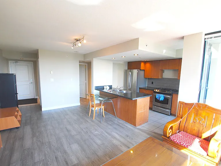 6233 Katsura St #1001 — Photo 9