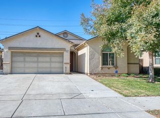 2427 S Laguna Ct, Visalia, CA