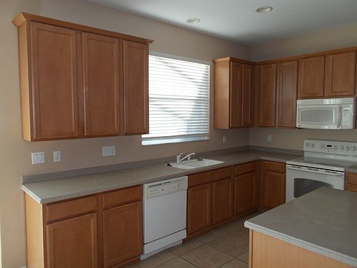 5th image of 13321 Fox Glove St