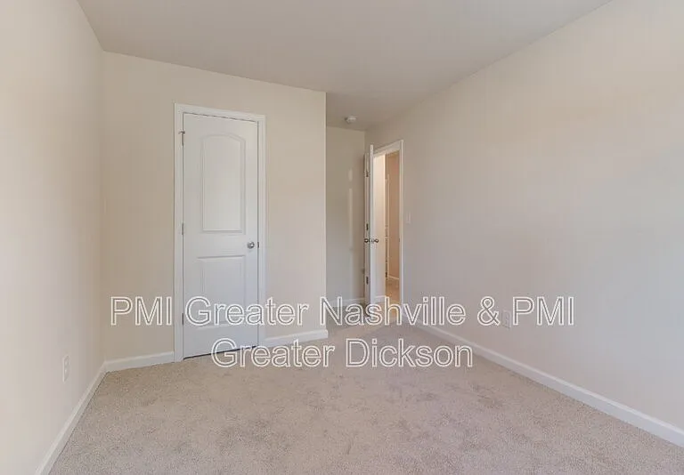 305 Masters Way — Photo 17