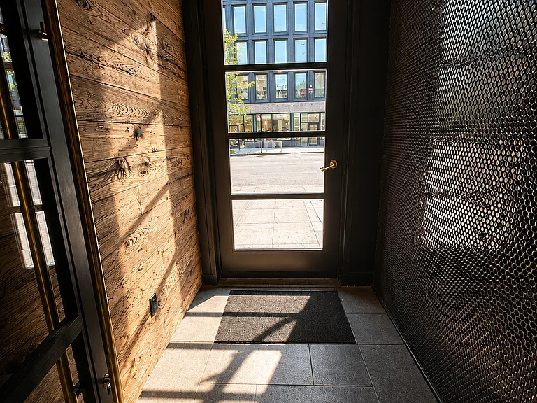 148 10th Ave #4B — Photo 6
