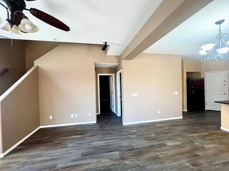 879 E Stottler Dr — Photo 15