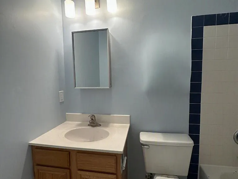 2120 N Tazewell Ct — Photo 21