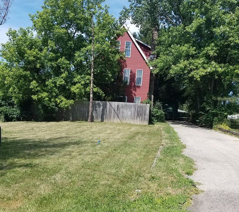 1st image of 150 Old Farm Ln